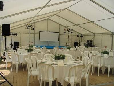 Location de large choix de  tables